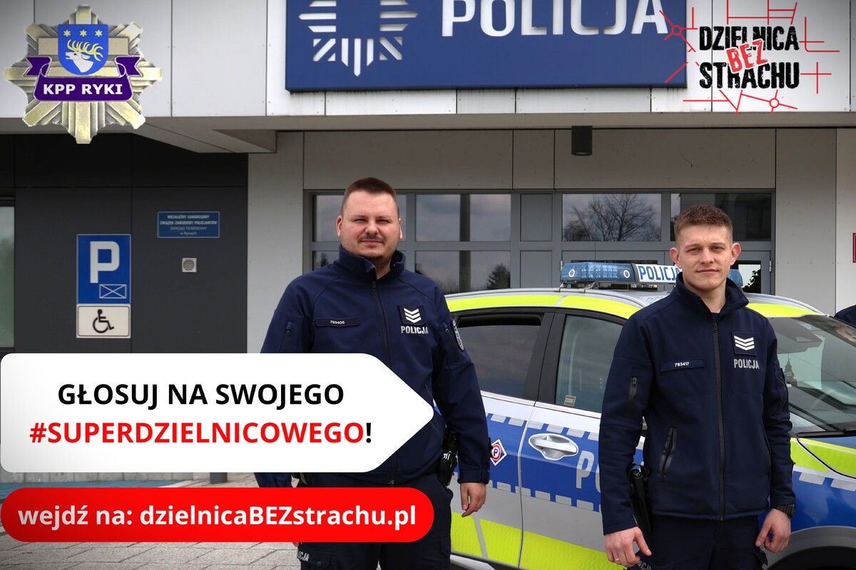 dwóch dzielnicowych stoi przy radiowozie oznakowanym w tle budynek komendy oraz napisy głosuj na swojego "superdzielnicowego wejdź na dzielnicaBezstrachu.pl