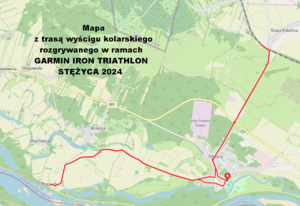 Grafika przedstawia mapę miejscowości Stężyca i sąsiednich miejscowości jest to mapa topograficzna koloru żółto-zielono-niebieskiego z zaznaczoną na czerwono trasą wyścigu kolarskiego