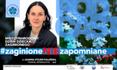 Zdjęcie dekracyjne plakat z kobieta i napisem podcast #zaginione nie zapomniane